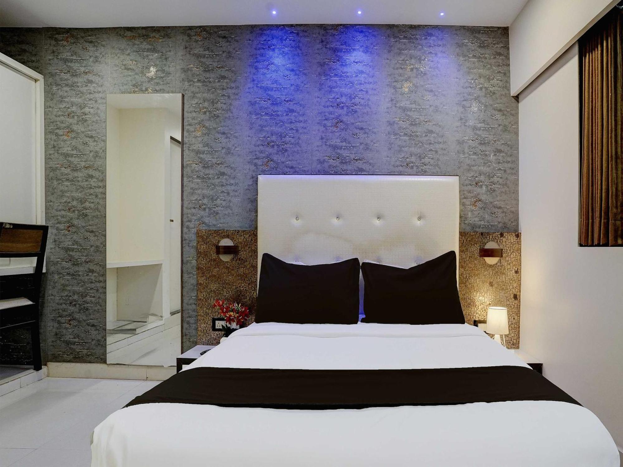 מומביי Hotel O Golden Star מראה חיצוני תמונה