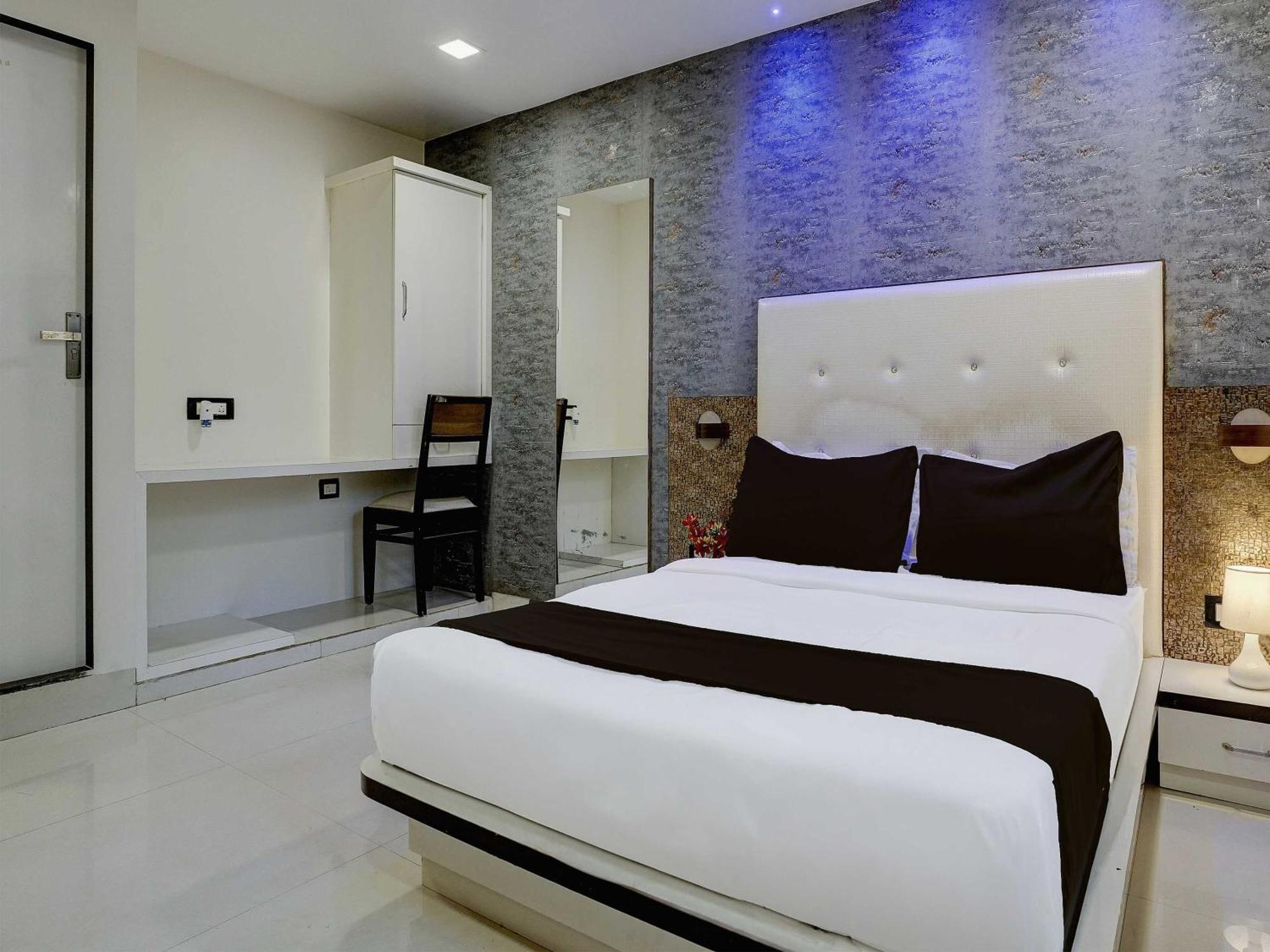 מומביי Hotel O Golden Star מראה חיצוני תמונה